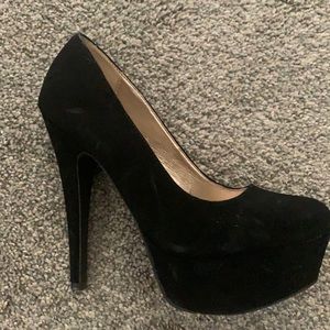 Size 6 heels